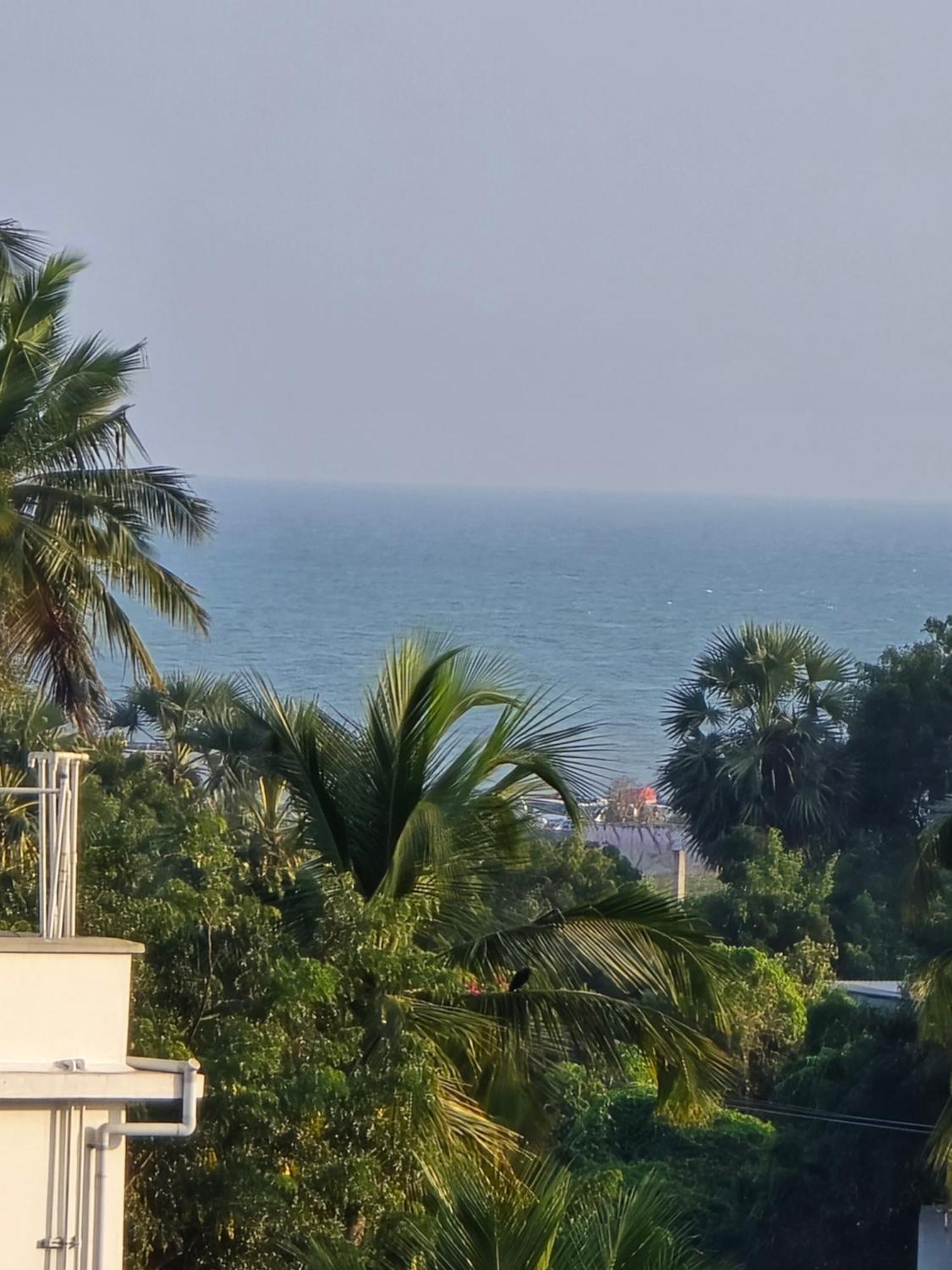 Hotel La Dreamy Residency Pondicherry Esterno foto